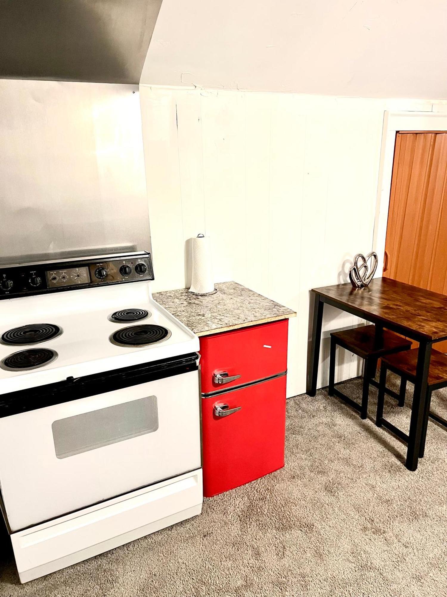 Two Bedroom Villa Studio With Fireplace & Living Room Detroit Exterior photo